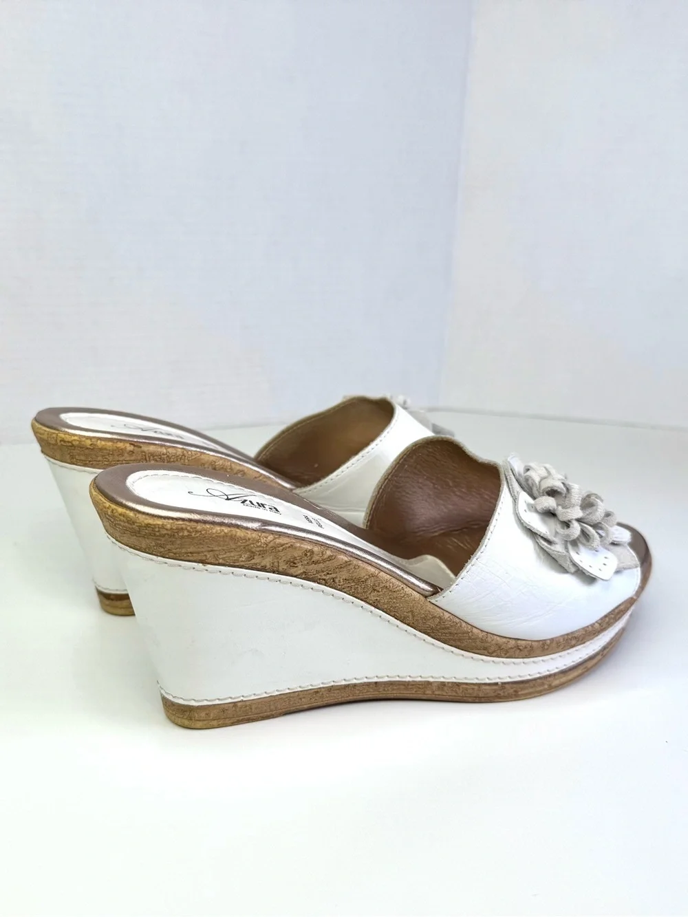 Azura by Spring Step Women's Narcisse Slide White with Flower Embellishment 41